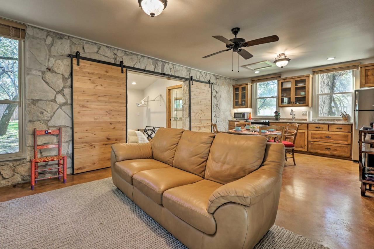 Blanco Riverfront Historic Home, 3 Mi To Downtown! Exterior foto