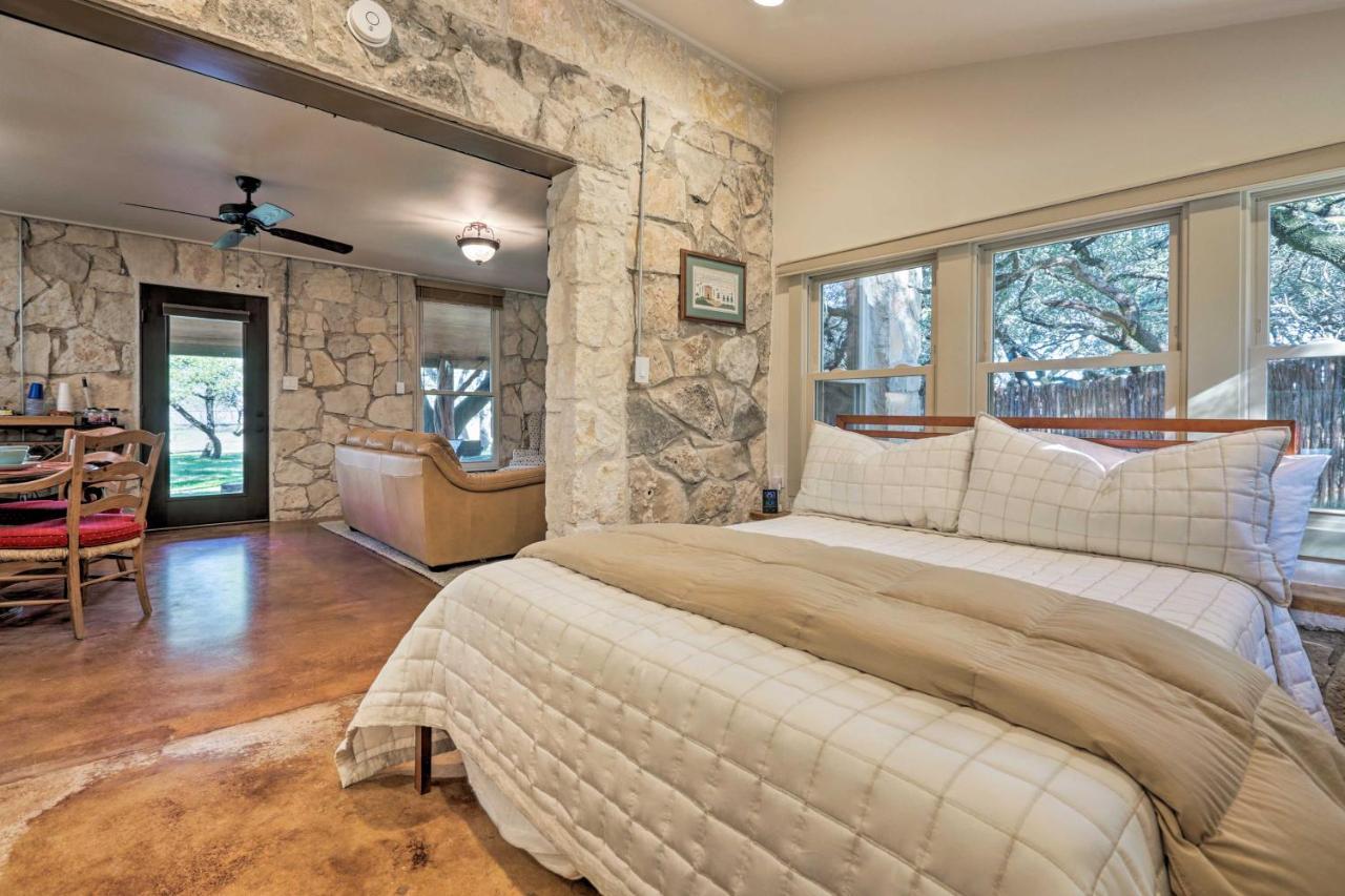 Blanco Riverfront Historic Home, 3 Mi To Downtown! Exterior foto