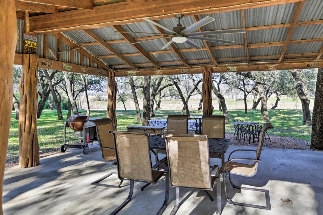 Blanco Riverfront Historic Home, 3 Mi To Downtown! Exterior foto