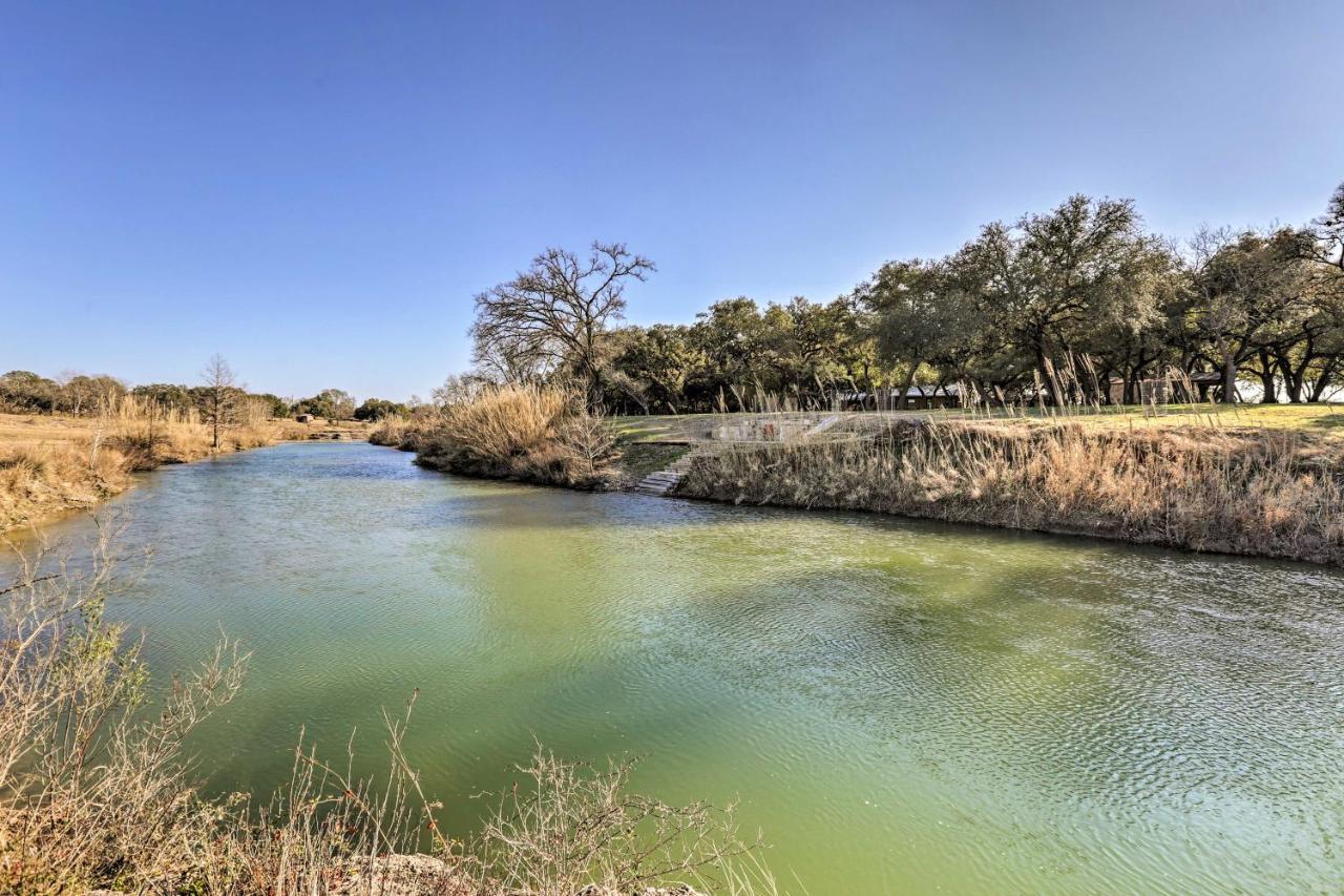 Blanco Riverfront Historic Home, 3 Mi To Downtown! Exterior foto